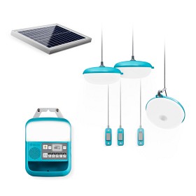 Kuva Biolite Solar Home System 620+ aurinkopaneeli ja valaisimet